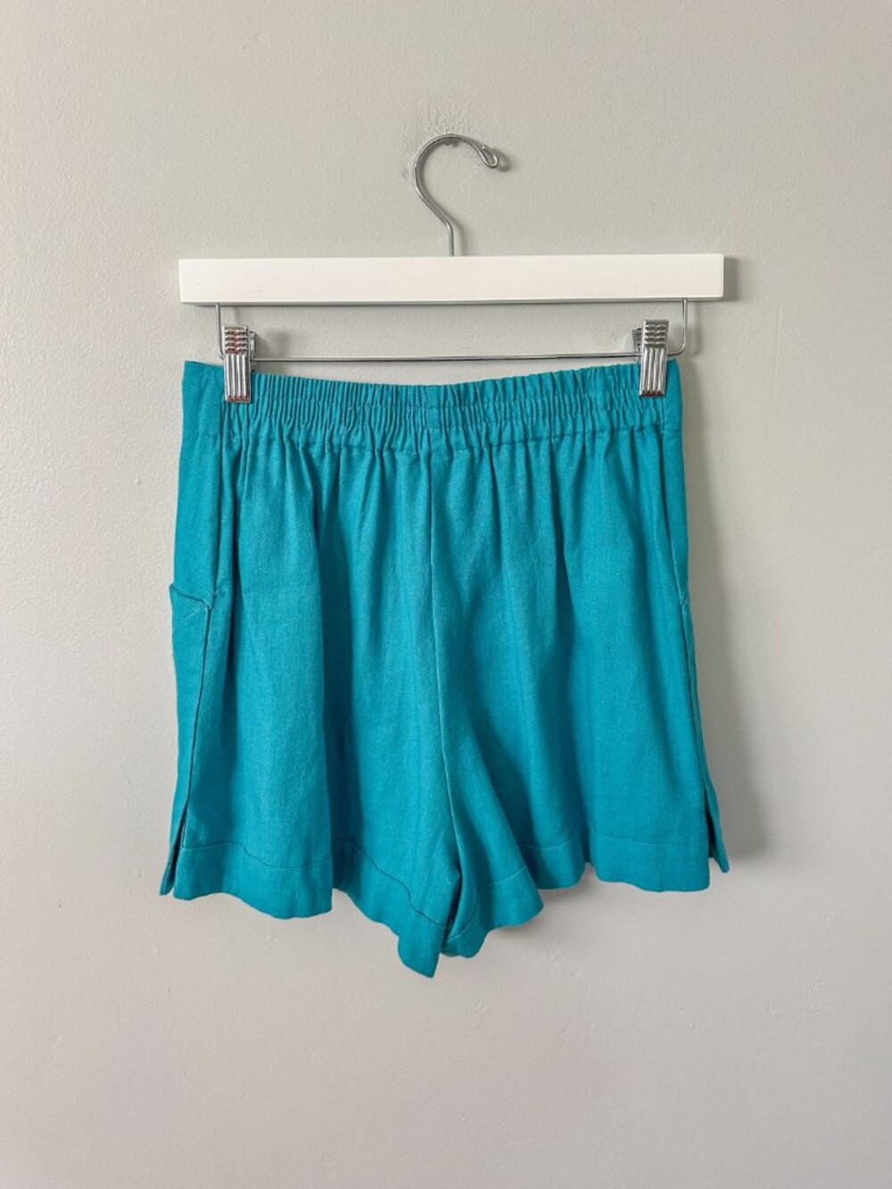 House of Harlow 1960 Teal Linen Blend Shorts - Picture 7 of 8